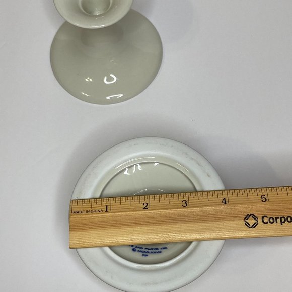 $5 when Bundled with 2 other items. 
Fitz & Floyd Pair of Candle holders, Cream - Picture 3 of 7